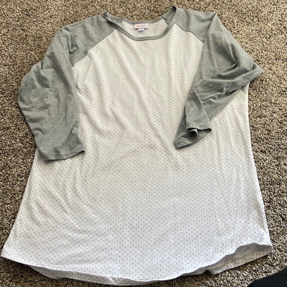 Baseball tee